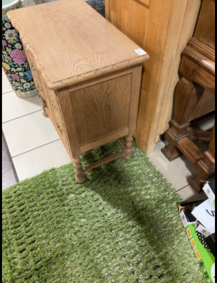 Kommode med 3 skuffer